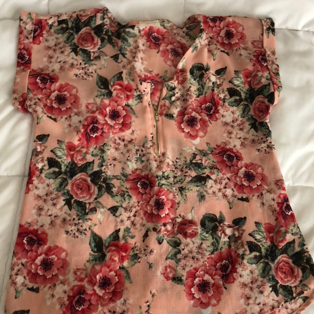 Floral zip up blouse